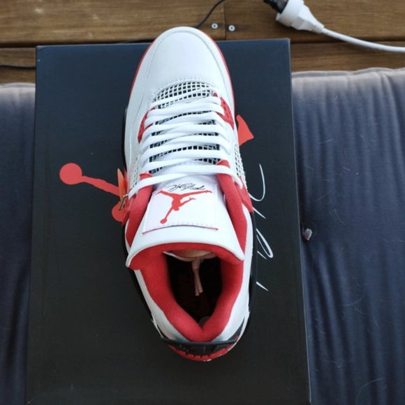 Jordan 4 fire red main image 7